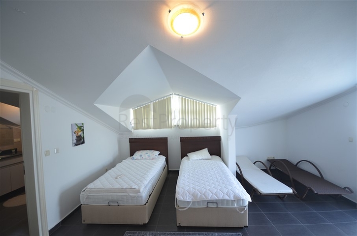 Просторный пентхаус в районе Оба