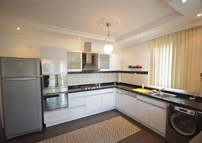 Просторный пентхаус в районе Оба