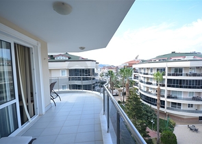 Просторный пентхаус в районе Оба