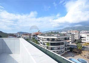 Просторный пентхаус в районе Оба