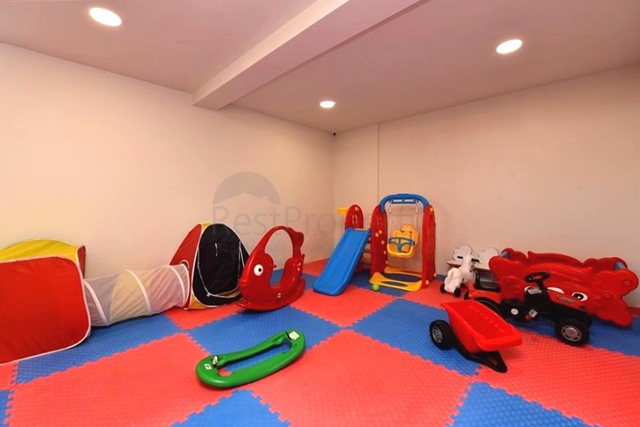 Апартаменты 3+1 с отдельной кухней в Газипаше