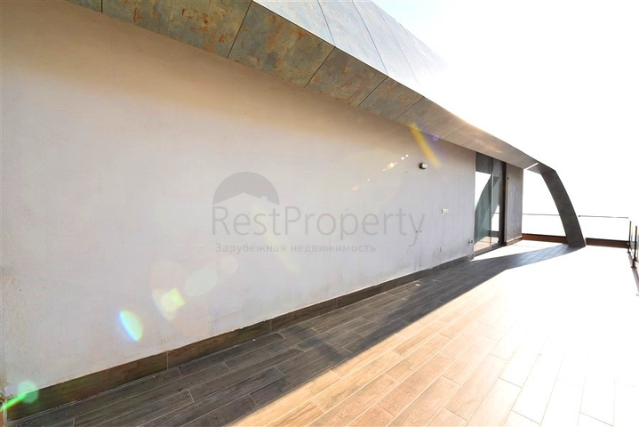 Шикарная меблированная вилла планировкой 5+1 в центре Алании