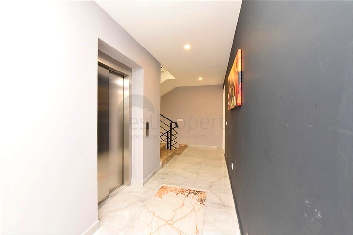 Шикарная меблированная вилла планировкой 5+1 в центре Алании