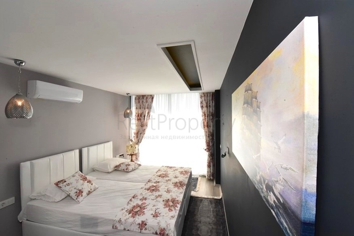 Шикарная меблированная вилла планировкой 5+1 в центре Алании