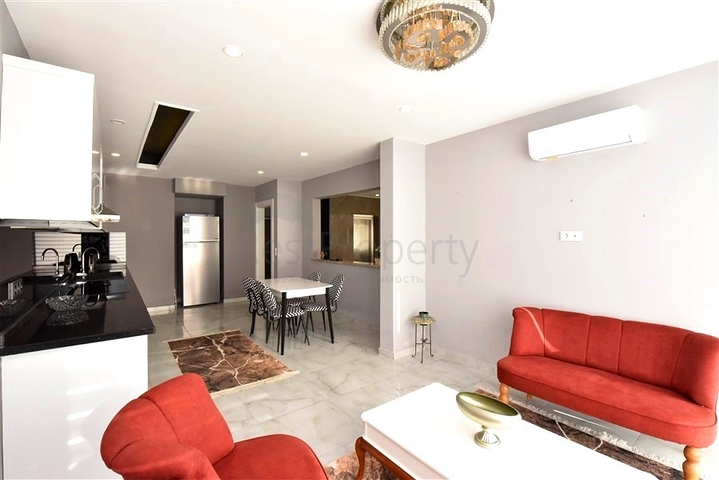 Шикарная меблированная вилла планировкой 5+1 в центре Алании