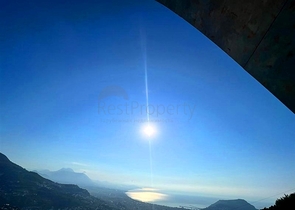 Шикарная меблированная вилла планировкой 5+1 в центре Алании