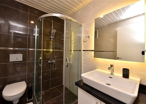 Шикарная меблированная вилла планировкой 5+1 в центре Алании