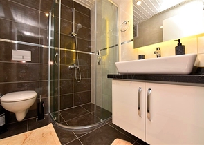 Шикарная меблированная вилла планировкой 5+1 в центре Алании