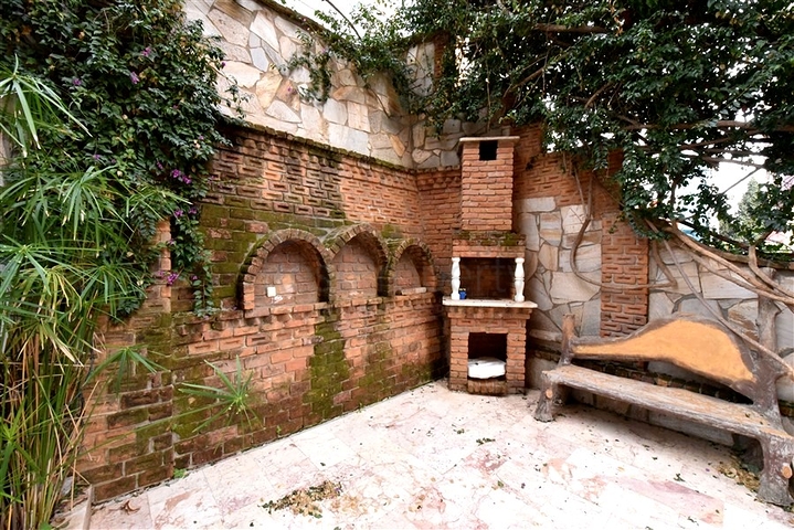 Квартира планировкой 2+1 в 400 метрах от пляжа  Клеопатры