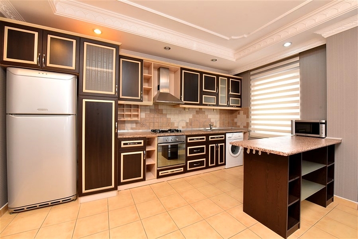 Квартира планировкой 2+1 в 400 метрах от пляжа  Клеопатры