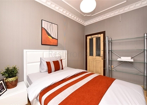 Квартира планировкой 2+1 в 400 метрах от пляжа  Клеопатры