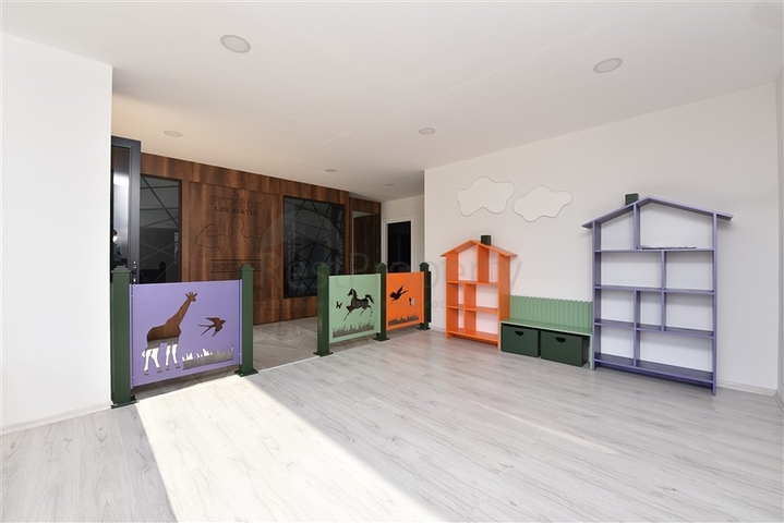 Просторный пентхаус 3+1 в районе Оба