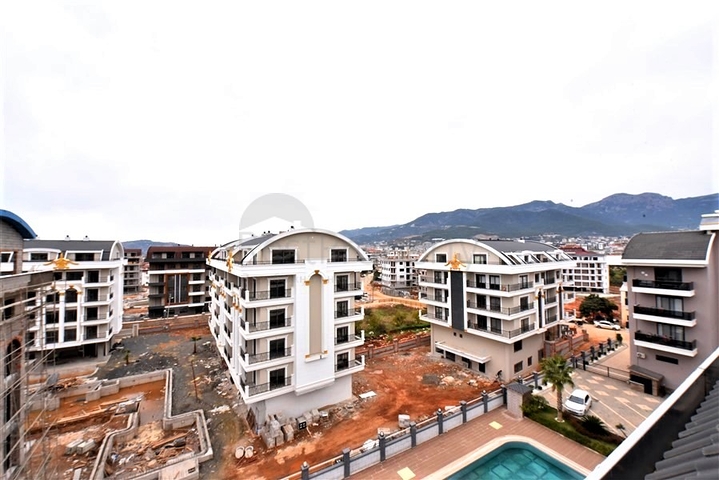 Просторный пентхаус 3+1 в районе Оба