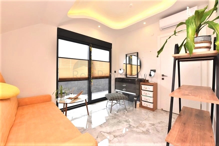 Просторный пентхаус 3+1 в районе Оба