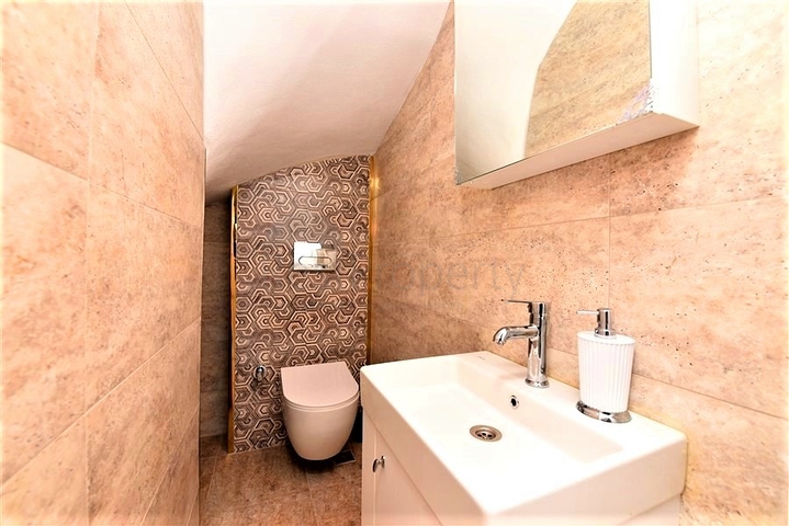 Просторный пентхаус 3+1 в районе Оба