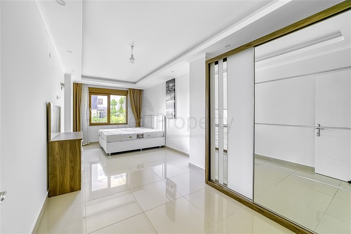 Дуплекс 3+1 с собственным садом в районе Кестель