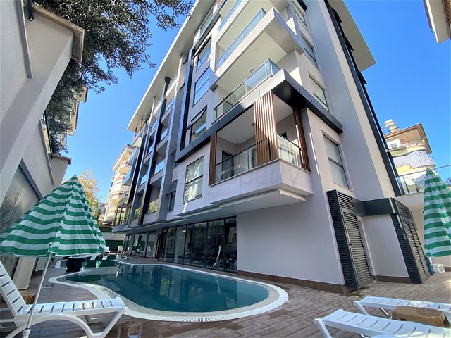 Квартира 1+1 в центре Алании в новом доме