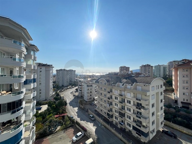 Трехкомнатная квартира в комплексе с шикарным фруктовым садом