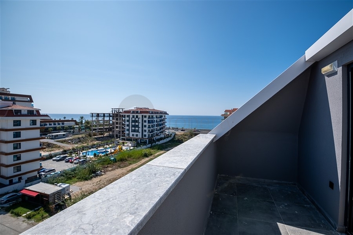 Пентхаус планировкой 4+1 в районе Кестель 