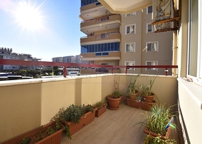 Квартира 3+1 с отдельной кухней в центре Алании