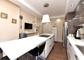 Квартира 3+1 с отдельной кухней в центре Алании