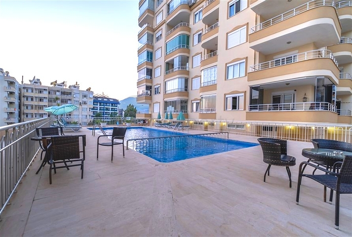 Большая квартира на первой линии