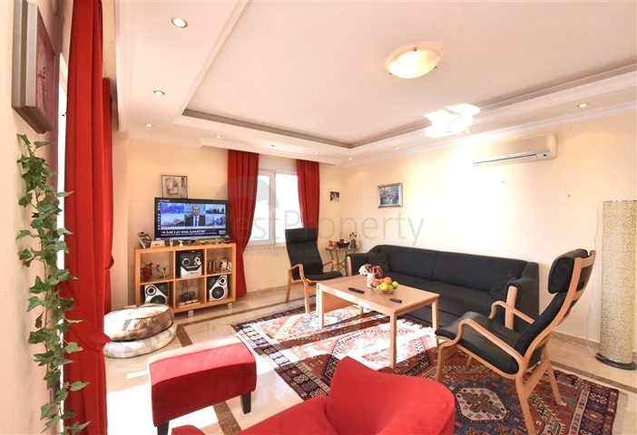 Большая квартира на первой линии