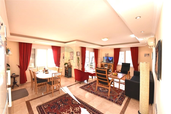 Большая квартира на первой линии