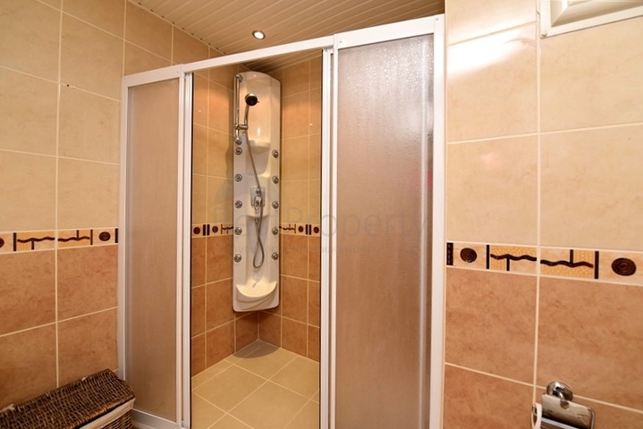 Большая квартира на первой линии