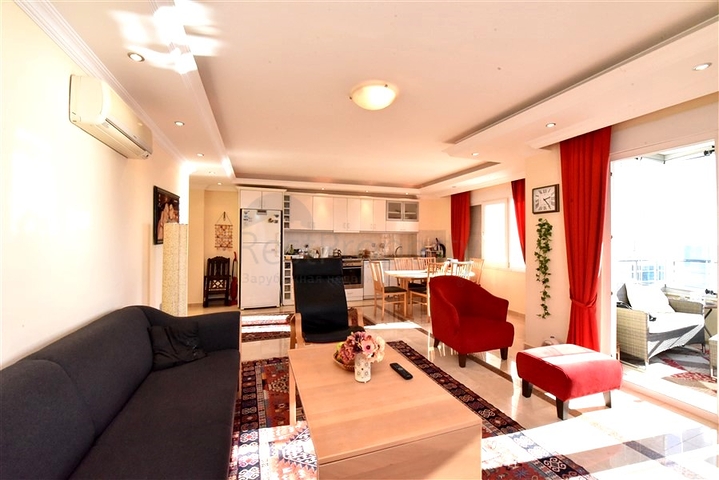 Большая квартира на первой линии