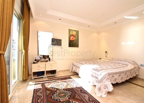 Большая квартира на первой линии