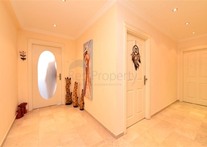 Большая квартира на первой линии