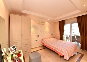 Большая квартира на первой линии