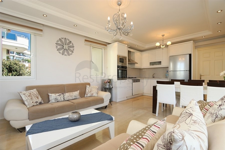 Пентхаус 3+1 в районе Конаклы в шаговой доступности до моря