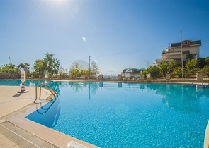 Пентхаус 3+1 в районе Конаклы в шаговой доступности до моря