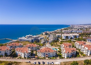 Пентхаус 3+1 в районе Конаклы в шаговой доступности до моря