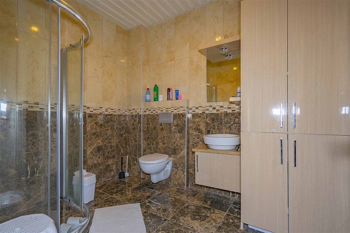 Просторный пентхаус от собственника планировкой 2+1 в районе Кестель