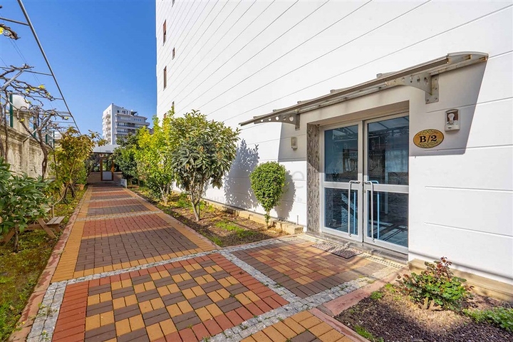 Просторный пентхаус от собственника планировкой 2+1 в районе Кестель