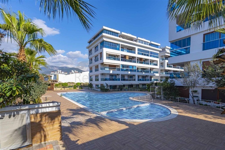 Просторный пентхаус от собственника планировкой 2+1 в районе Кестель