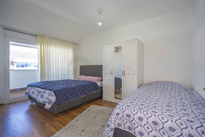 Просторный пентхаус от собственника планировкой 2+1 в районе Кестель