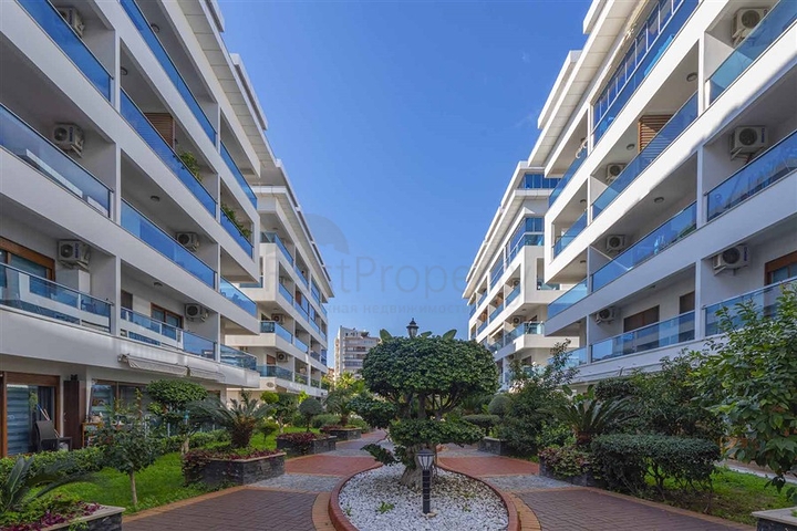 Просторный пентхаус от собственника планировкой 2+1 в районе Кестель