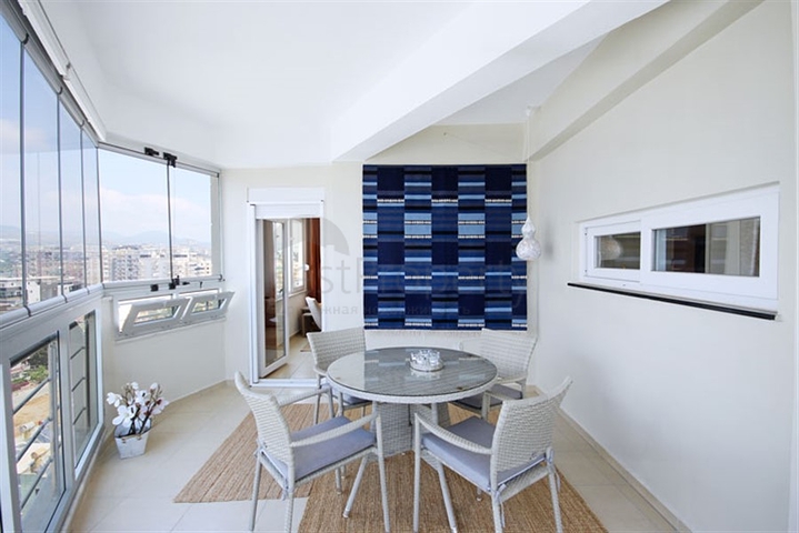 Просторный пентхаус в Махмутларе