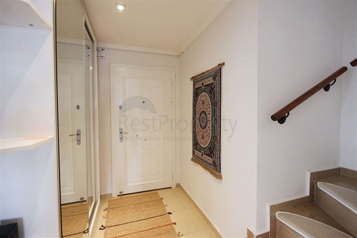 Просторный пентхаус в Махмутларе