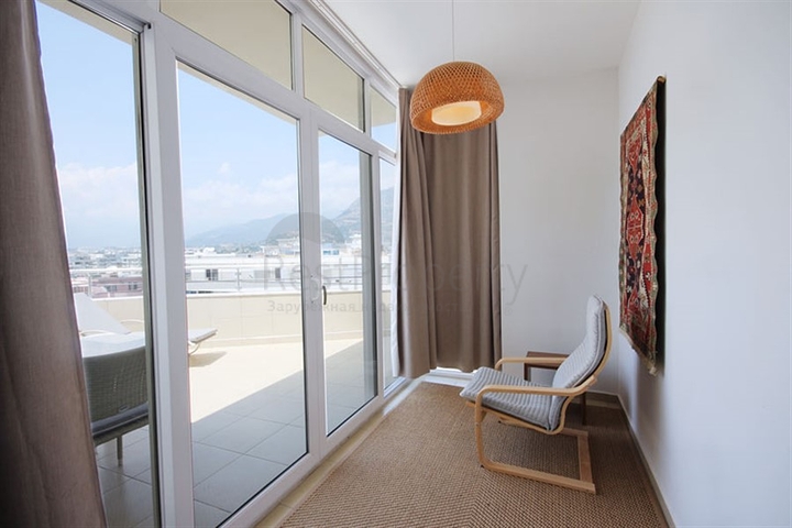 Просторный пентхаус в Махмутларе