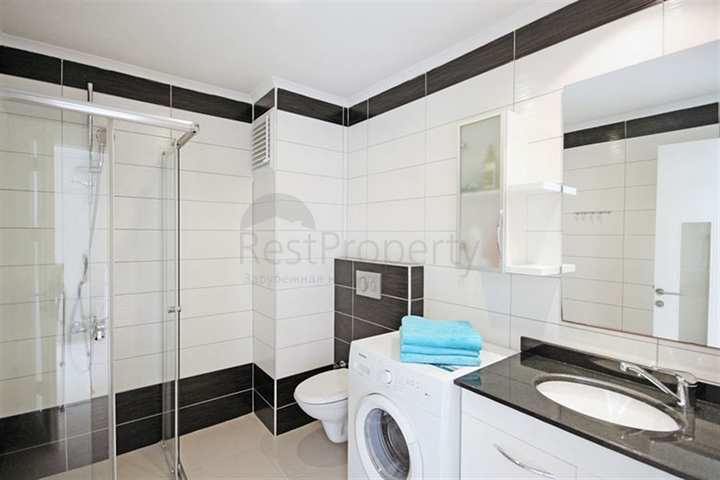 Просторный пентхаус 3+1 в 750 метрах от моря в Авсалларе