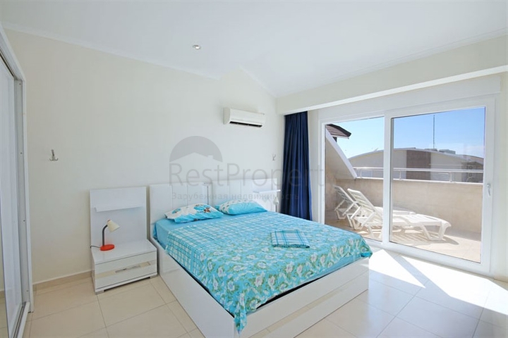 Просторный пентхаус 3+1 в 750 метрах от моря в Авсалларе