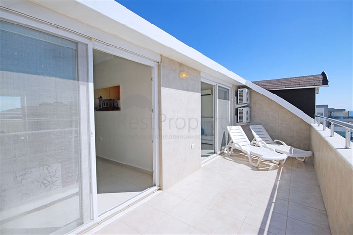 Просторный пентхаус 3+1 в 750 метрах от моря в Авсалларе