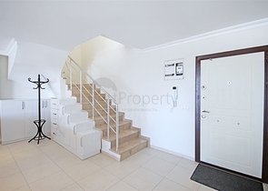 Просторный пентхаус 3+1 в 750 метрах от моря в Авсалларе