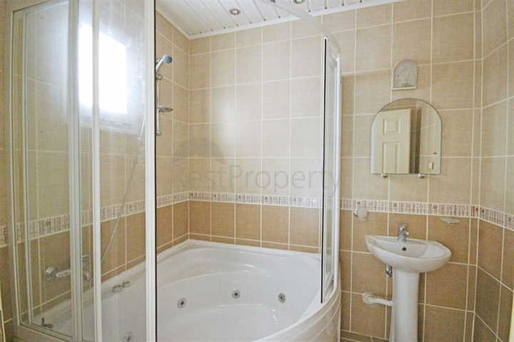 Идеальная квартира для большой семьи в районе Махмутлар