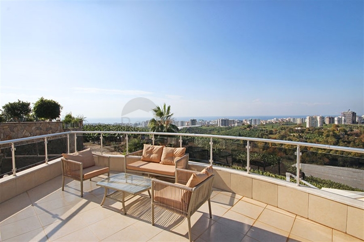 Вилла с панорамным видом на море